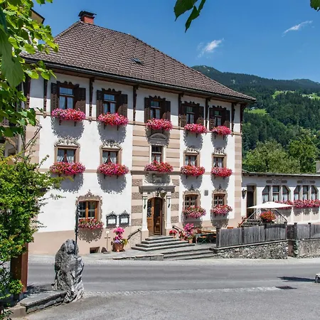 Loewen By Montafoner Hof Schruns