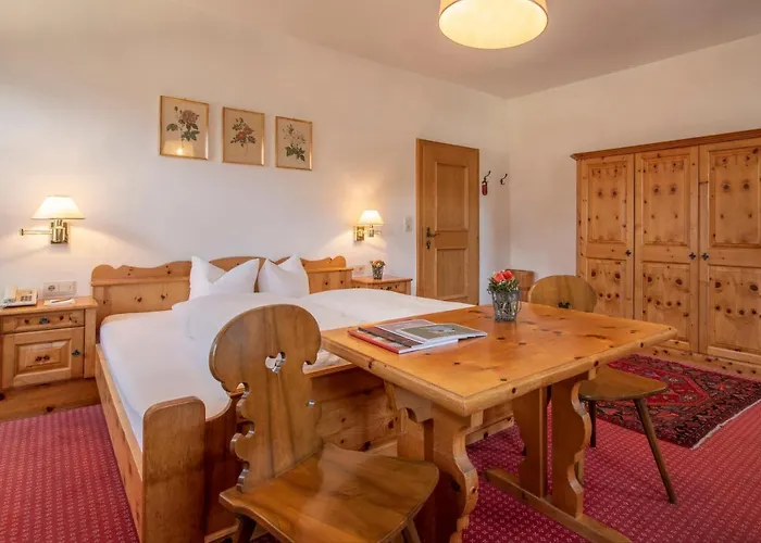 Loewen By Montafoner Hof Tschagguns